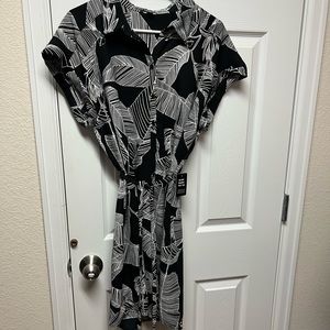 NWT black and white Express dress